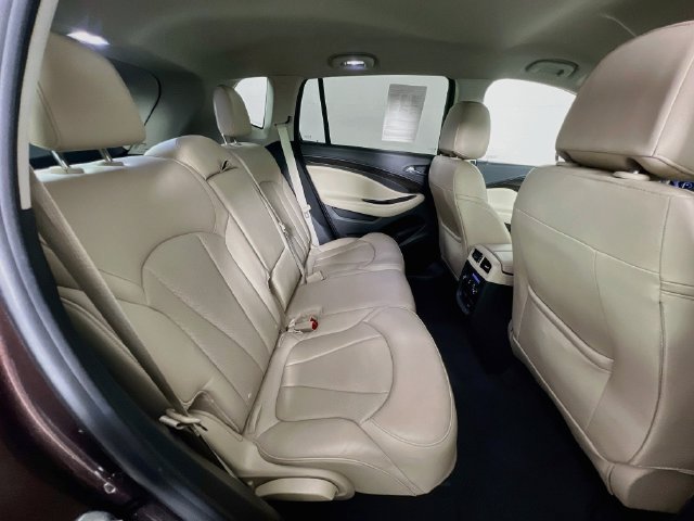 Used 2020 Buick Envision Essence FWD image 41