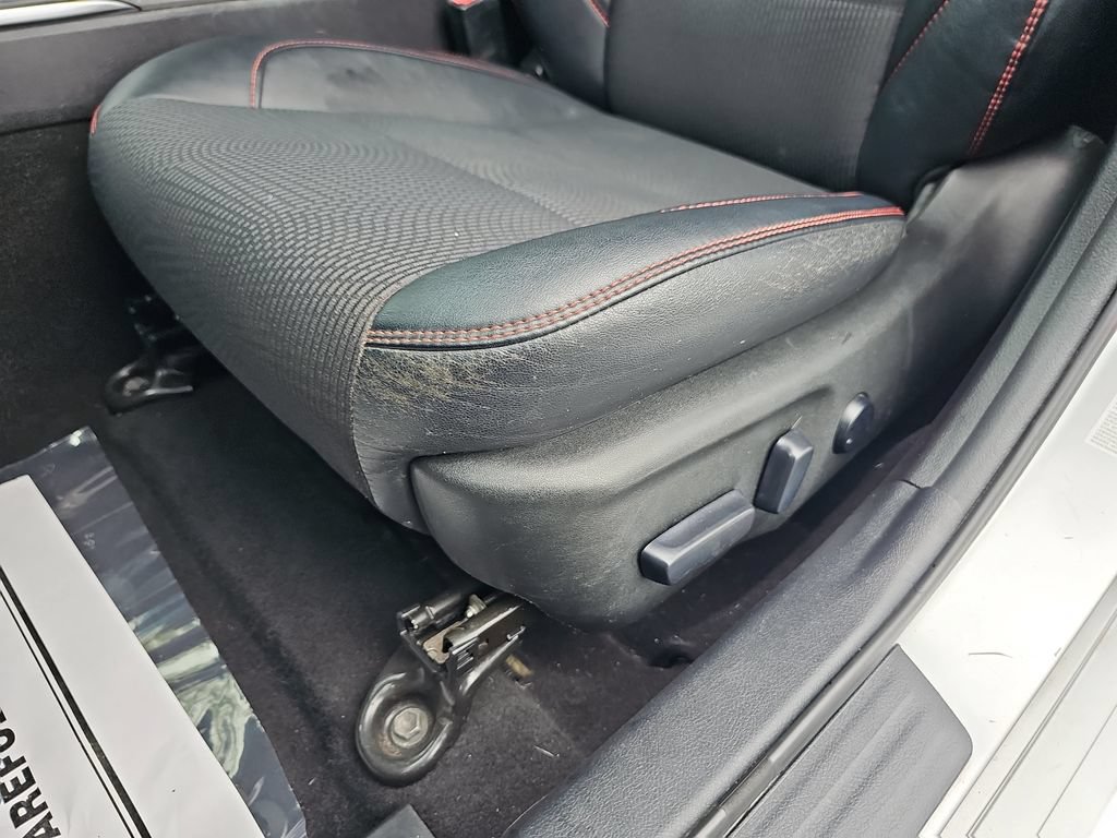 Used 2016 Toyota Camry SE FWD image 27