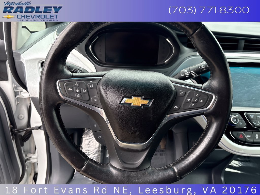 Used 2019 Chevrolet Bolt Premier w/ Infotainment Package FWD image 16