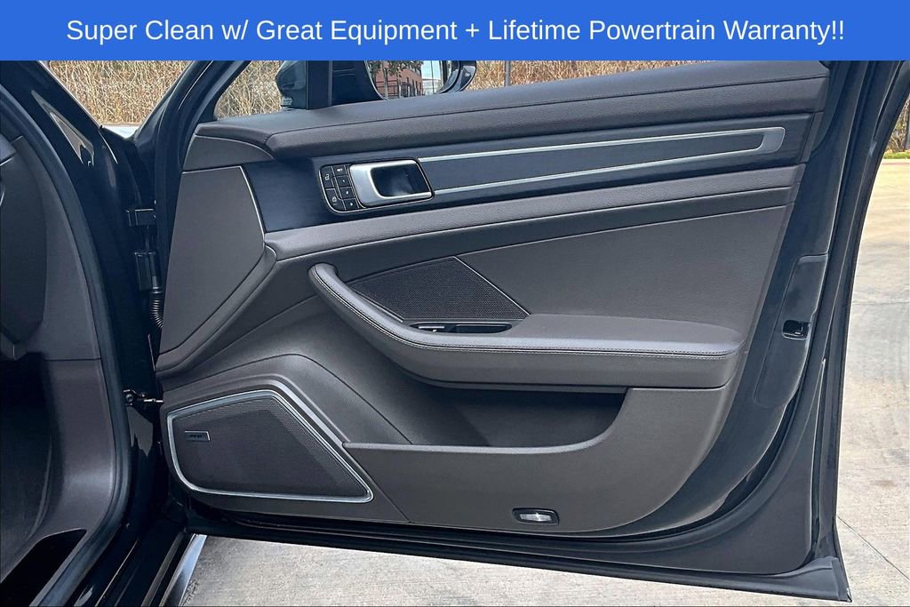 Used 2023 Porsche Panamera Platinum Edition image 25