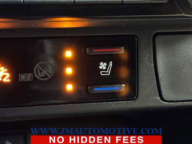 Used 2020 Toyota RAV4 Limited image 43