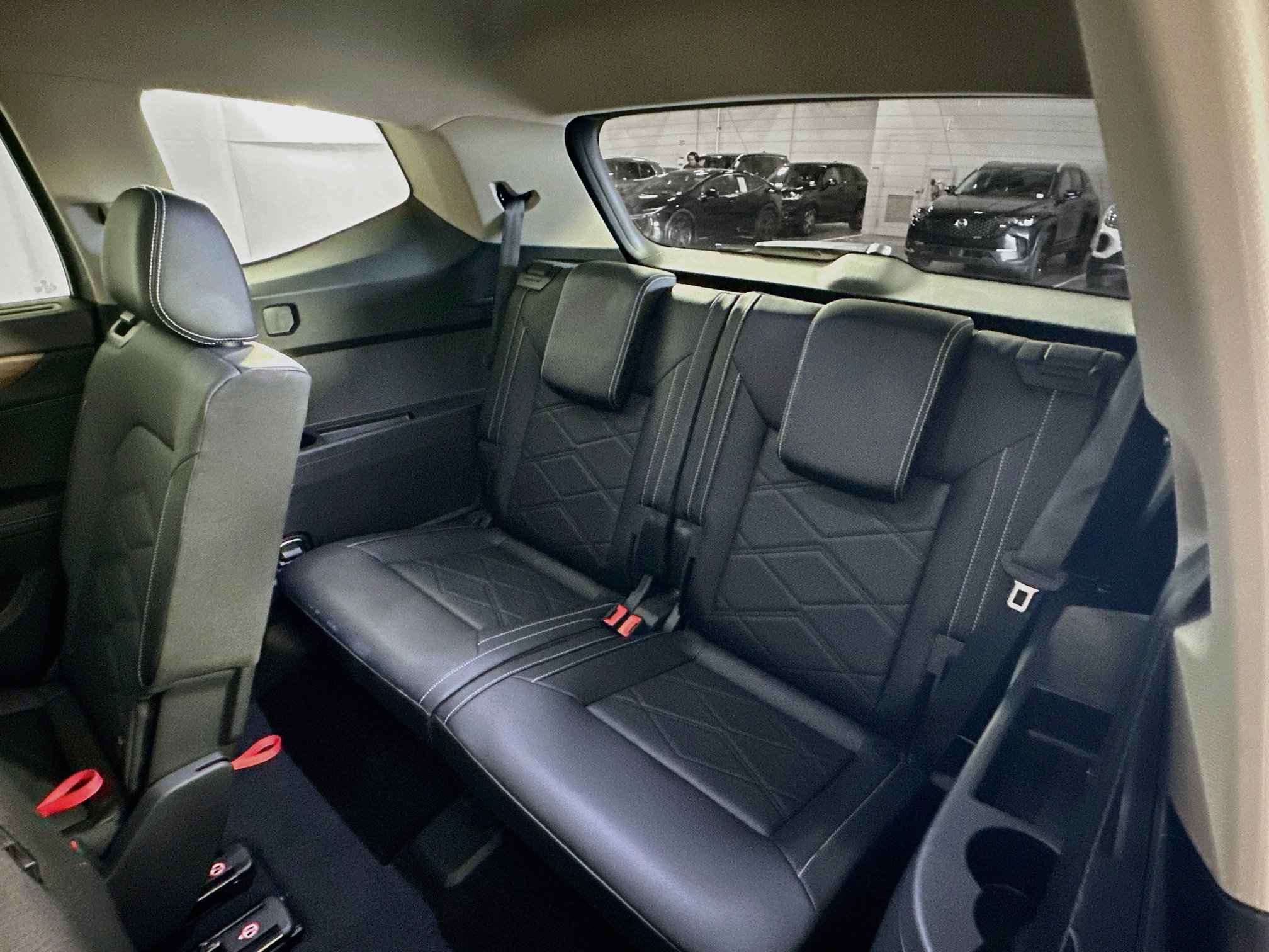 Used 2026 Volkswagen Atlas SE FWD image 28