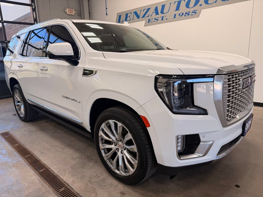 Used 2023 GMC Yukon Denali AWD/4WD image 2