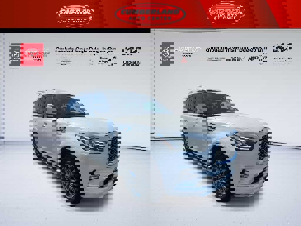 Used 2024 INFINITI QX80 Luxe image 2