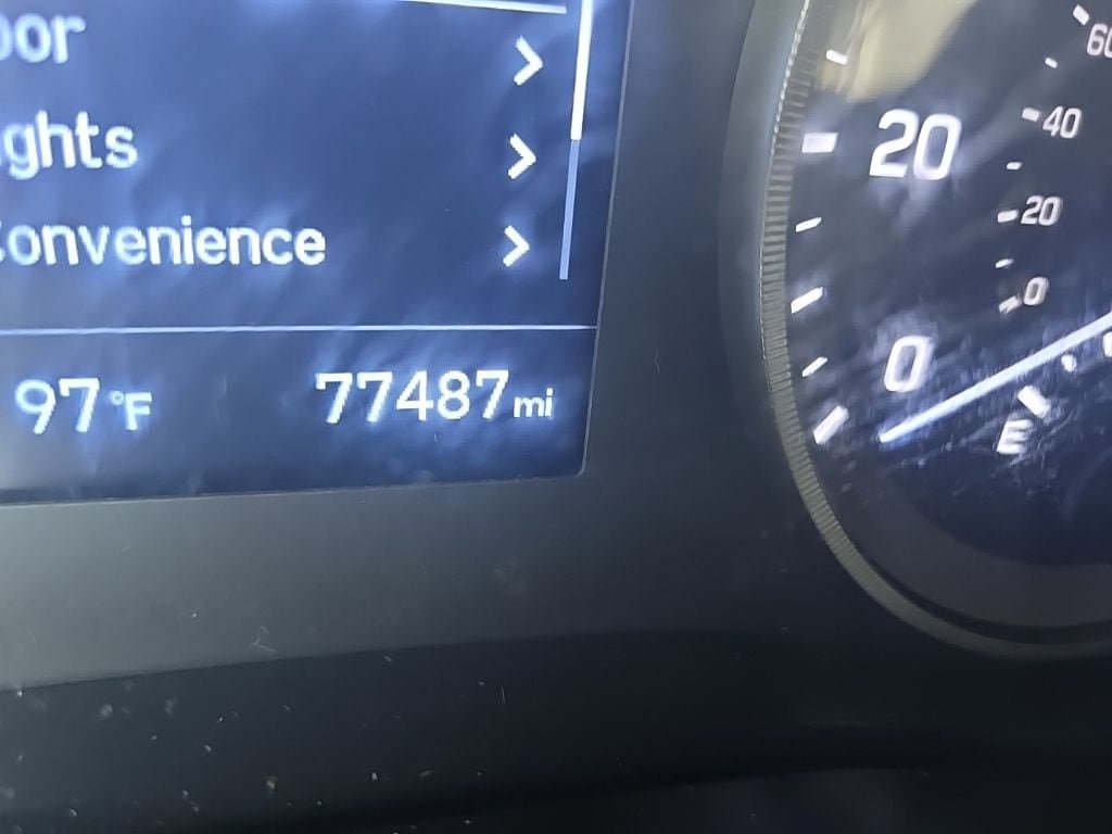 Used 2019 Hyundai Tucson Limited w/ Cargo Package AWD/4WD image 16