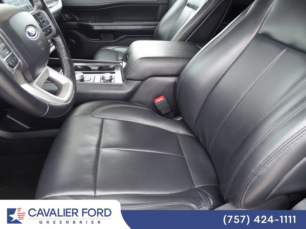 Certified 2024 Ford Expedition XLT AWD/4WD image 6