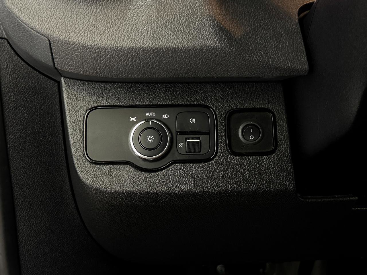 Used 2021 Mercedes-Benz Sprinter 2500 image 21