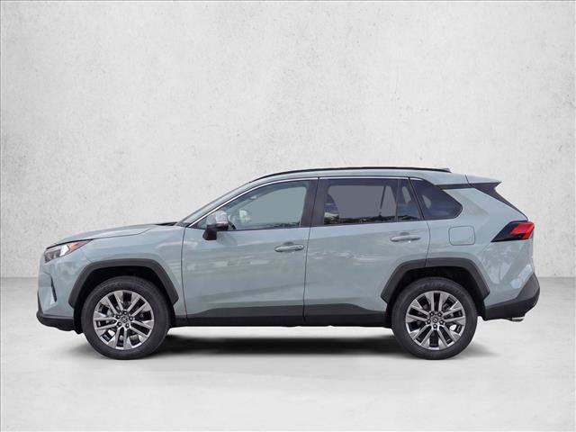 Used 2019 Toyota RAV4 XLE Premium FWD image 4
