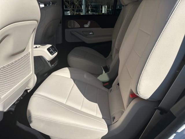 Certified 2025 Mercedes-Benz GLS 450 4MATIC image 23