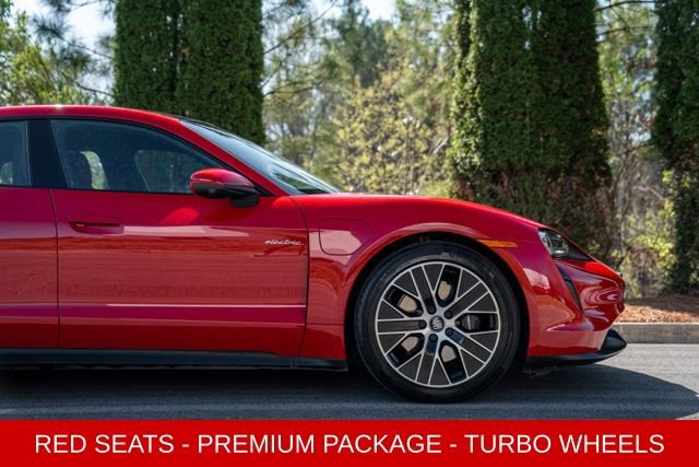 Used 2024 Porsche Taycan image 14