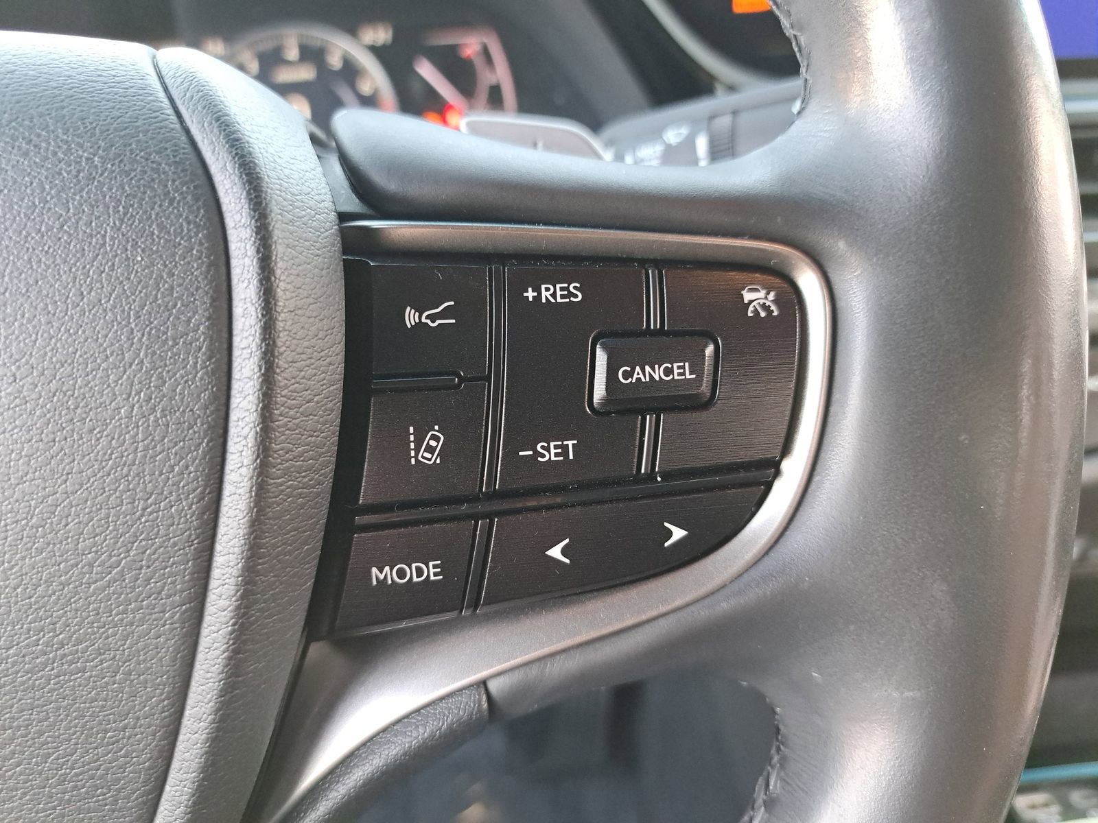 Used 2023 Lexus ES 350 w/ Premium Package image 17