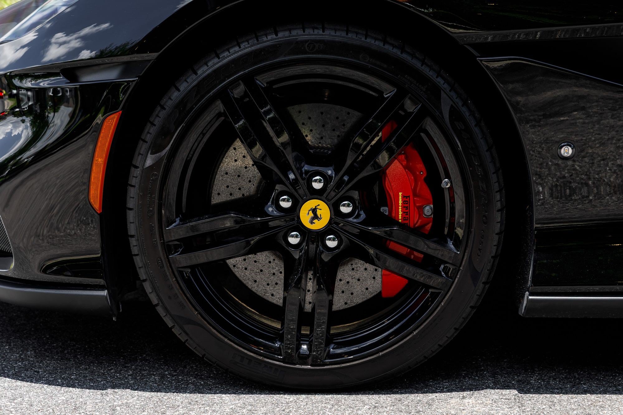 Used 2023 Ferrari Portofino M RWD image 40
