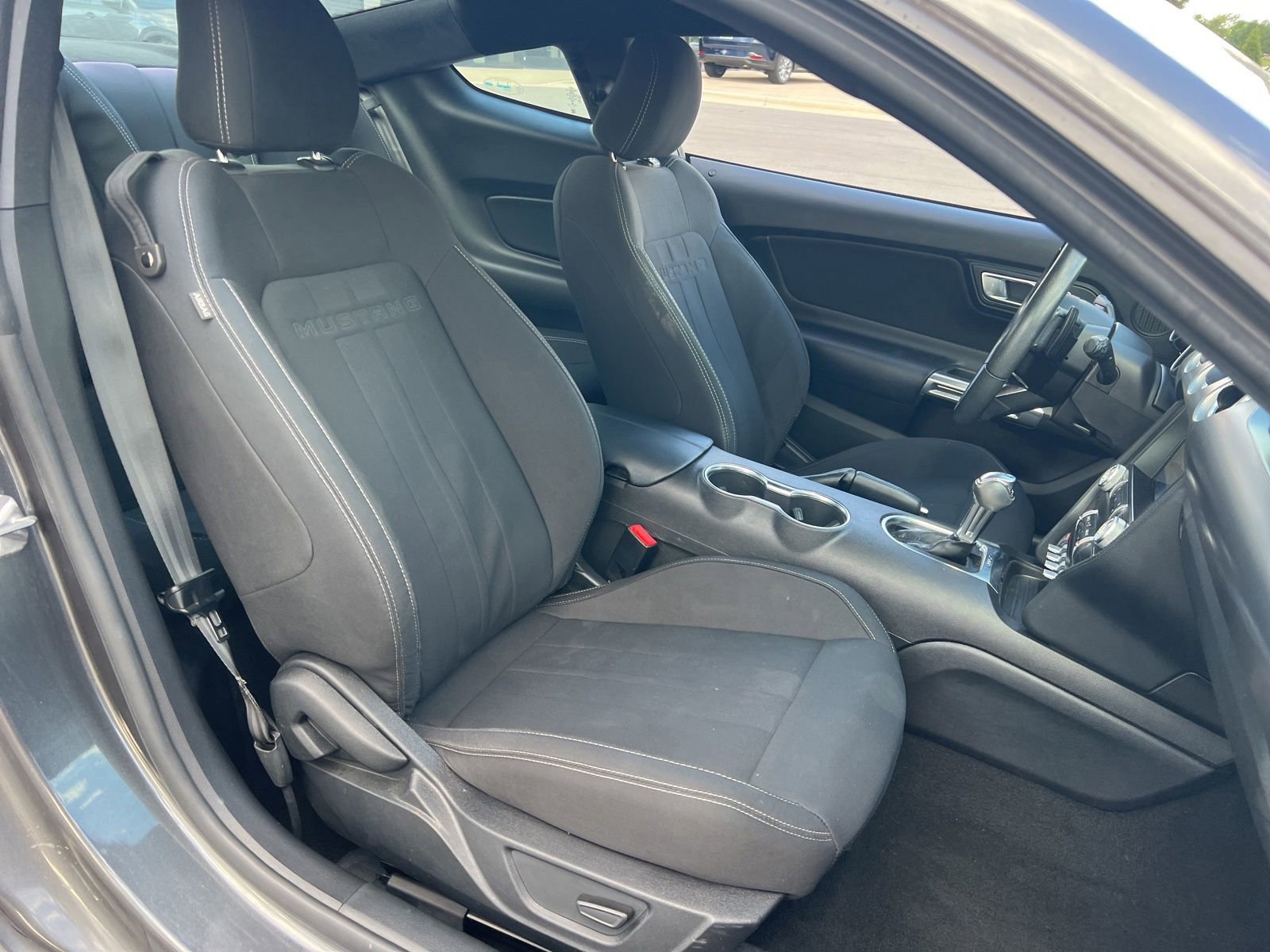 Used 2020 Ford Mustang Coupe w/ Equipment Group 101A RWD image 29