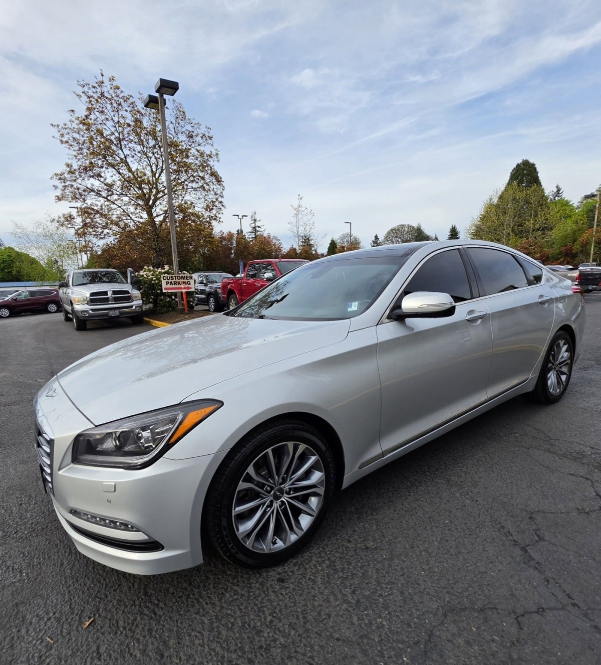 Used 2016 Hyundai Genesis 3.8 w/ Option Group 04 AWD/4WD image 3