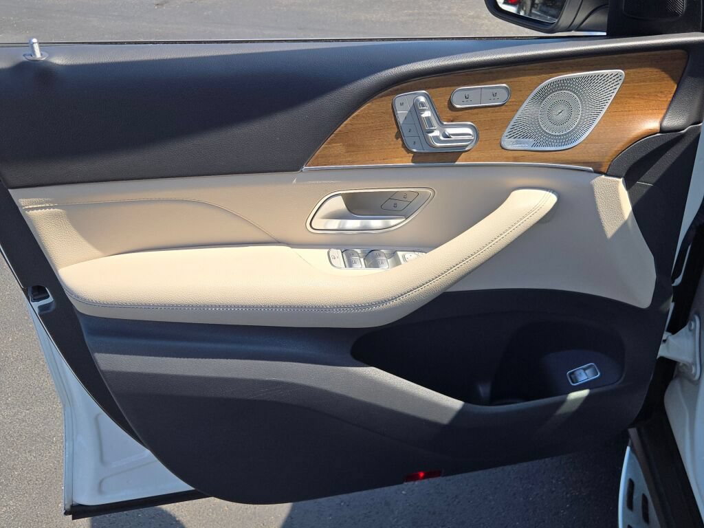 Used 2020 Mercedes-Benz GLE 350 4MATIC image 24