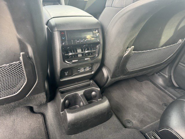 Used 2024 Jeep Grand Cherokee L Limited image 26