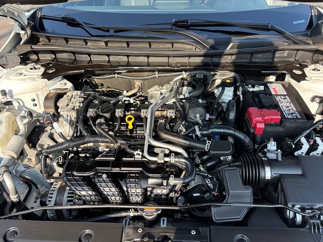 Used 2024 Nissan Altima 2.5 SR FWD image 30