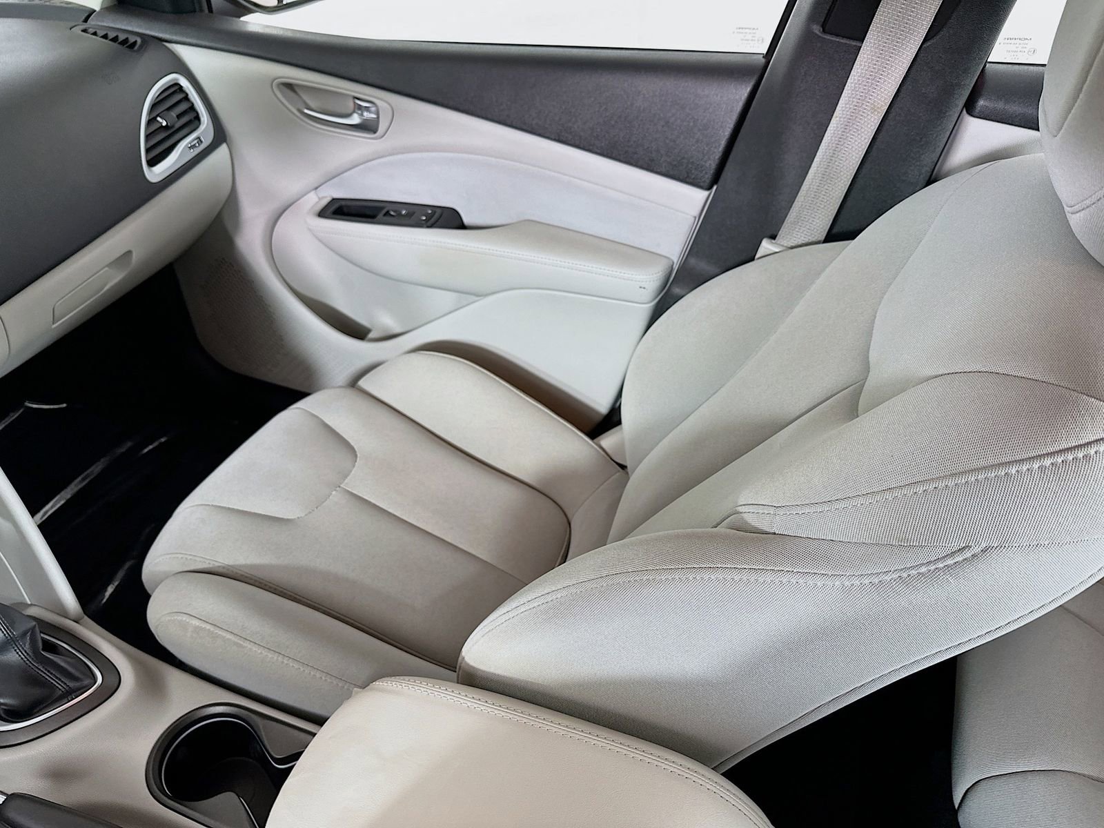 Used 2013 Dodge Dart SXT w/ Popular Equipment Group FWD image 20