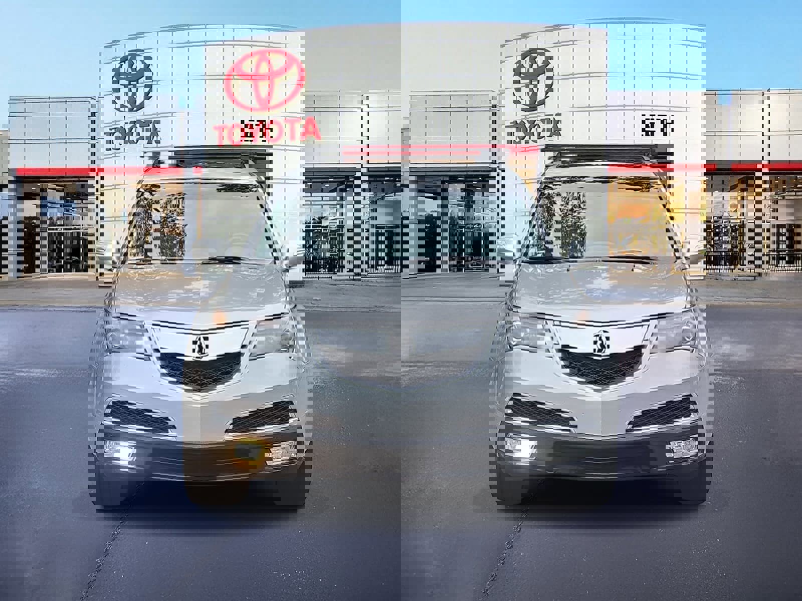 Used 2012 Acura MDX w/ Technology Package image 2