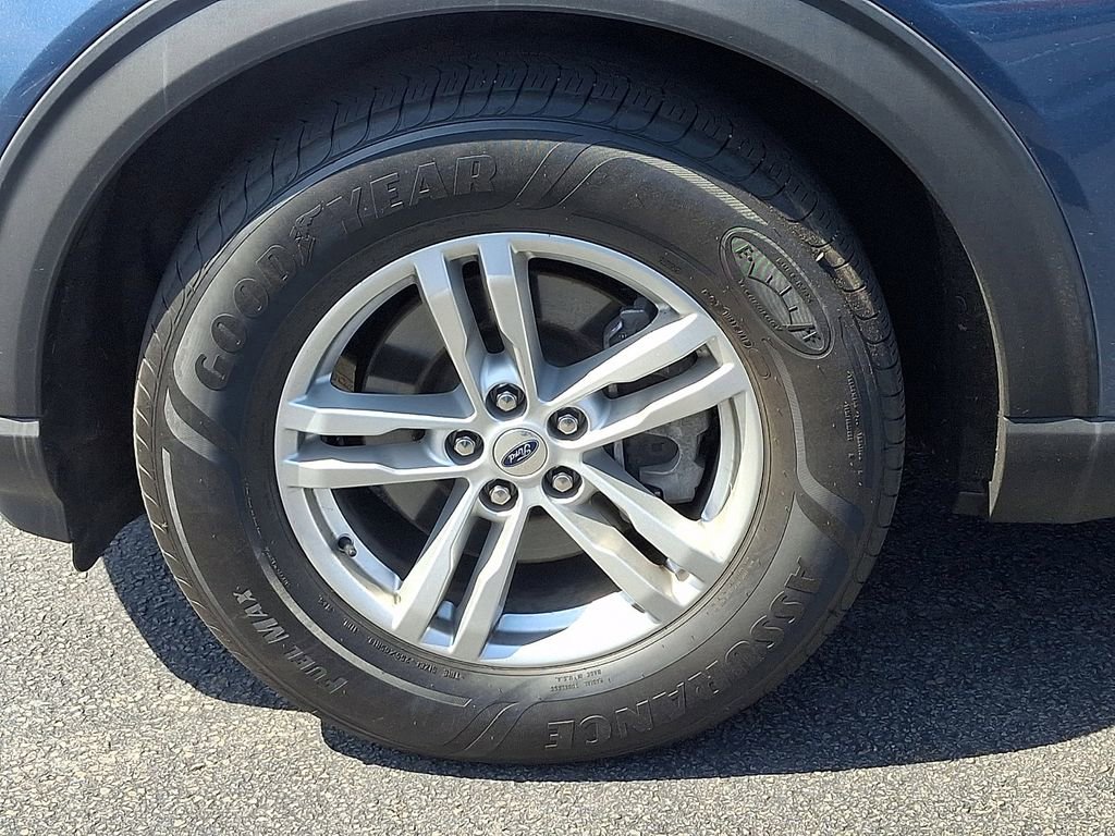 Certified 2020 Ford Explorer XLT w/ Equipment Group 202A AWD/4WD image 8