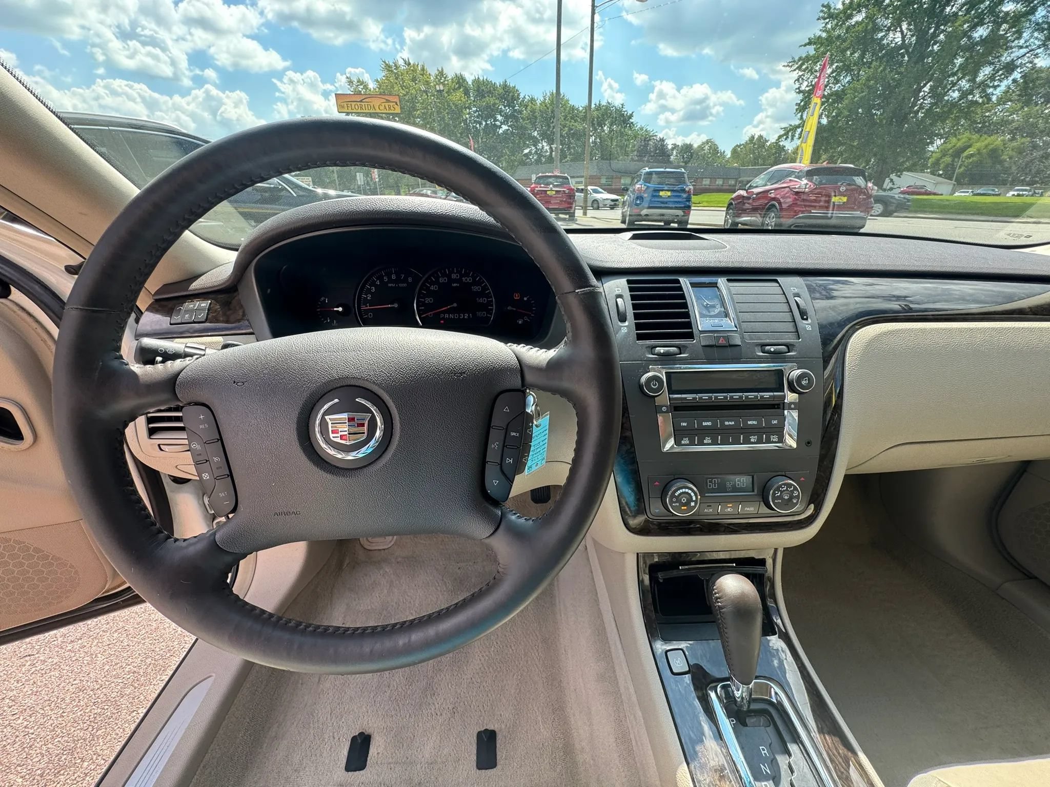 Used 2008 Cadillac DTS FWD image 17