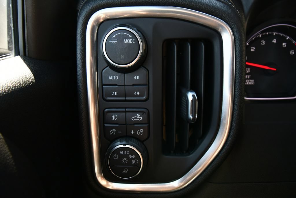 Used 2020 Chevrolet Silverado 1500 LT Trail Boss AWD/4WD image 21