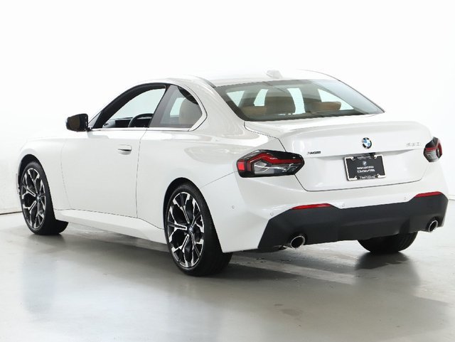 Used 2025 BMW 230i xDrive Coupe w/ Premium Package AWD/4WD image 39