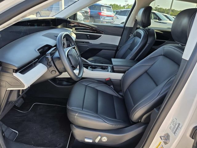Certified 2025 Lincoln Nautilus Premier AWD/4WD image 9