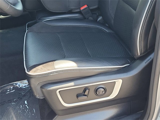 Certified 2025 RAM 1500 Laramie image 20