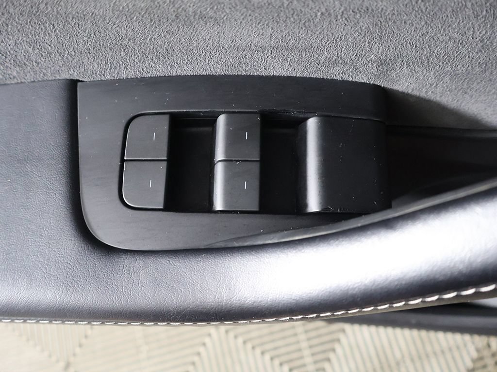 Used 2022 Tesla Model 3 AWD/4WD image 34