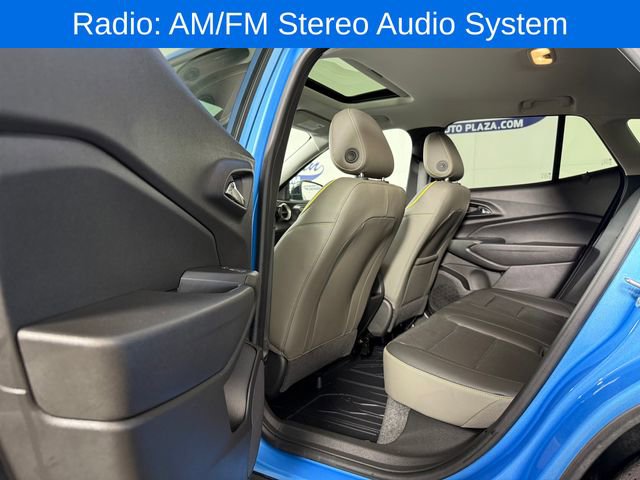 Used 2025 Chevrolet Trax ACTIV w/ Sunroof Package image 13