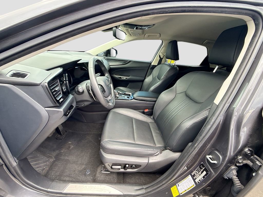 Used 2023 Lexus NX 250 FWD w/ Towing Package (2000 Lbs) image 23