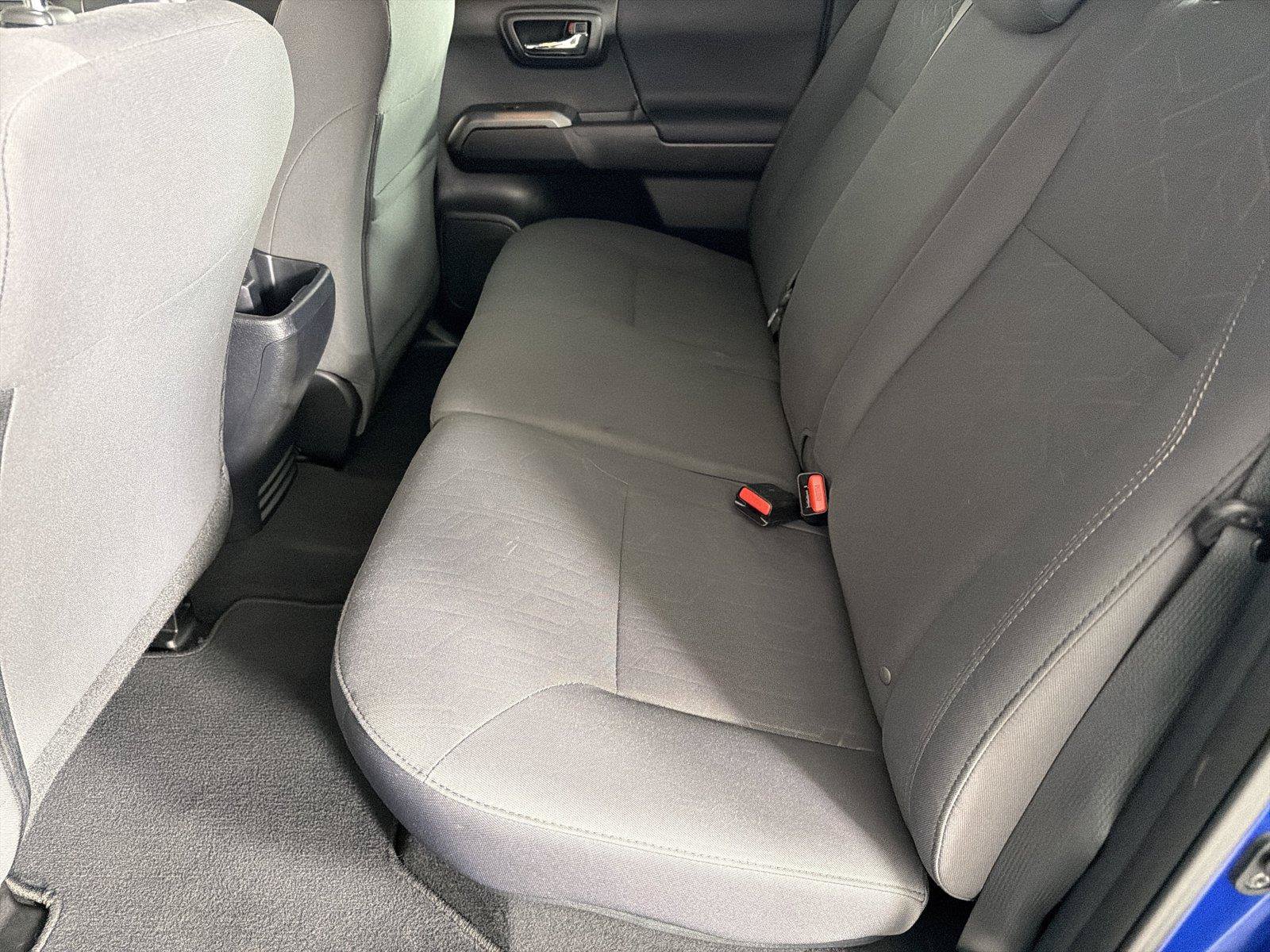 Used 2018 Toyota Tacoma TRD Sport RWD image 18