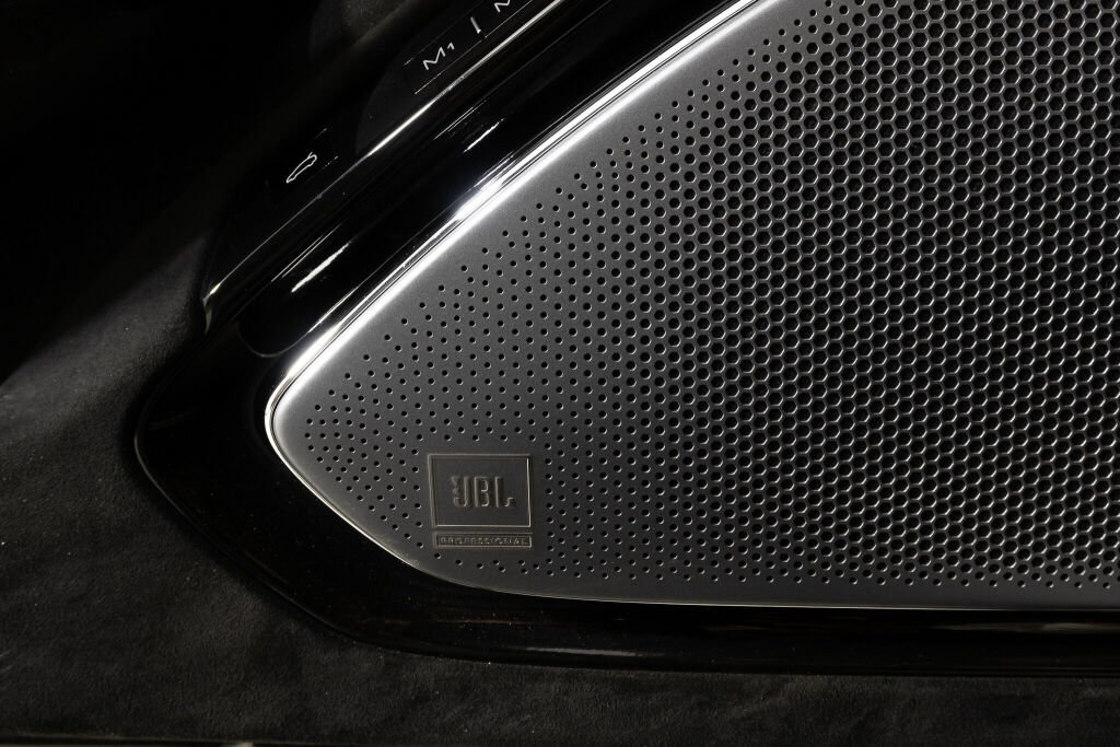 Used 2024 Ferrari Roma image 29