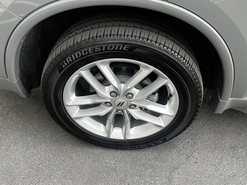 Used 2025 Dodge Durango GT AWD/4WD image 11