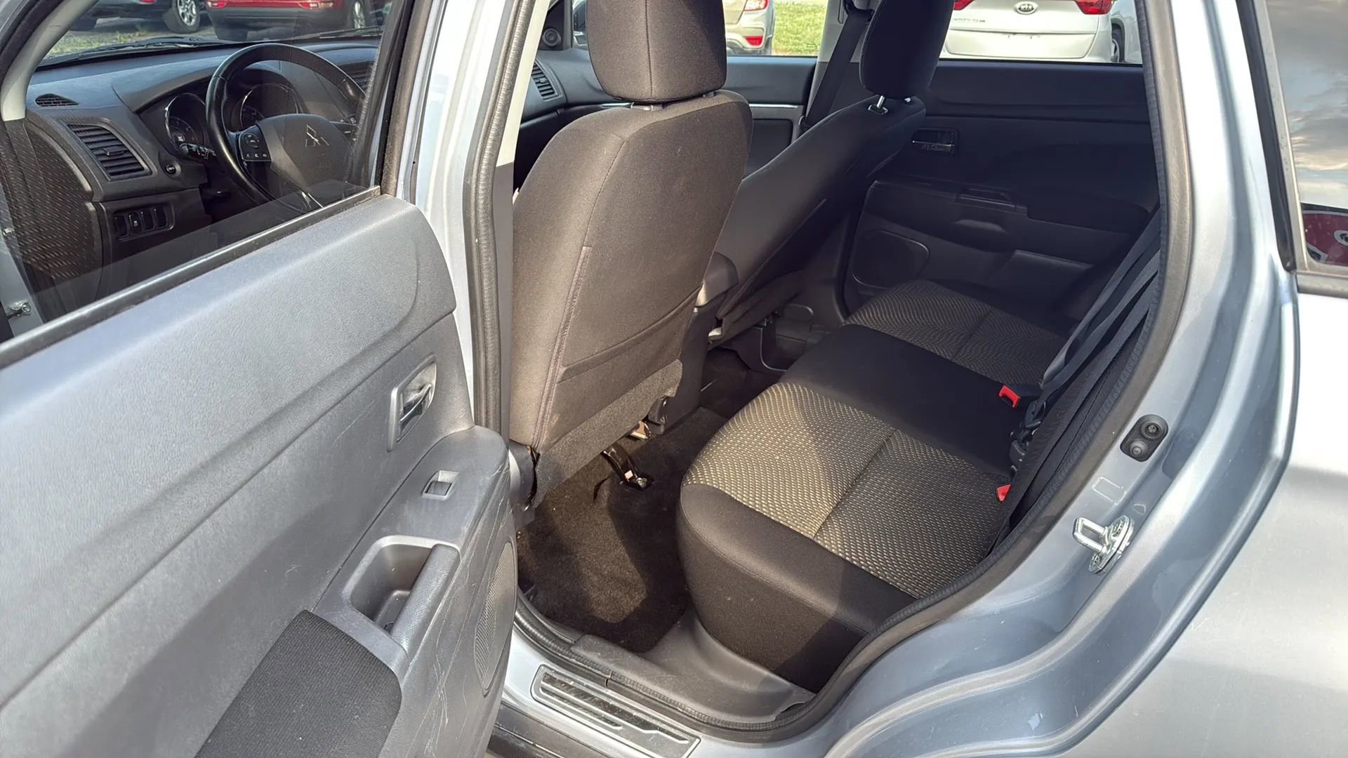 Used 2016 Mitsubishi Outlander Sport ES FWD image 16