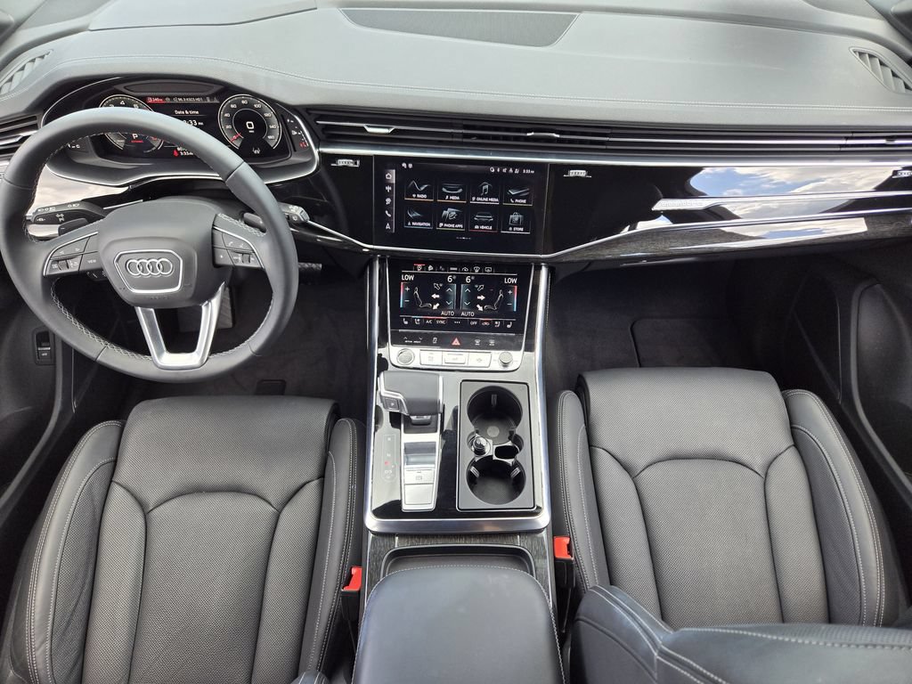 Certified 2025 Audi Q7 3.0T Prestige w/ Prestige Package AWD/4WD image 34
