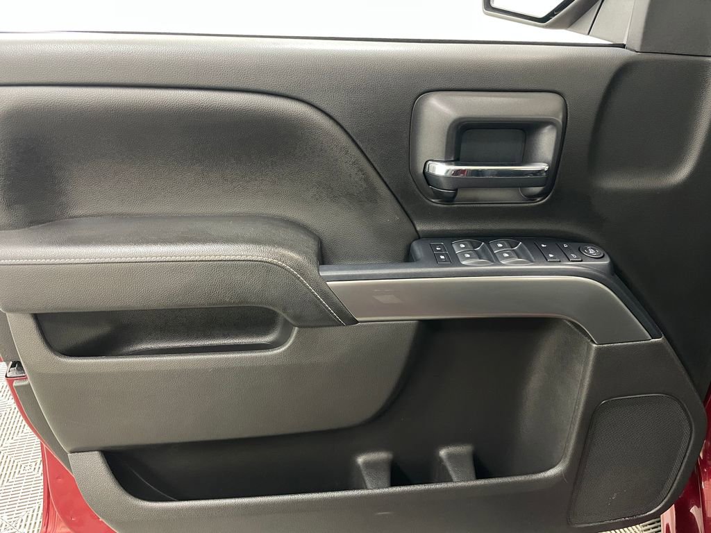 Used 2018 Chevrolet Silverado 1500 LT w/ All Star Edition image 24