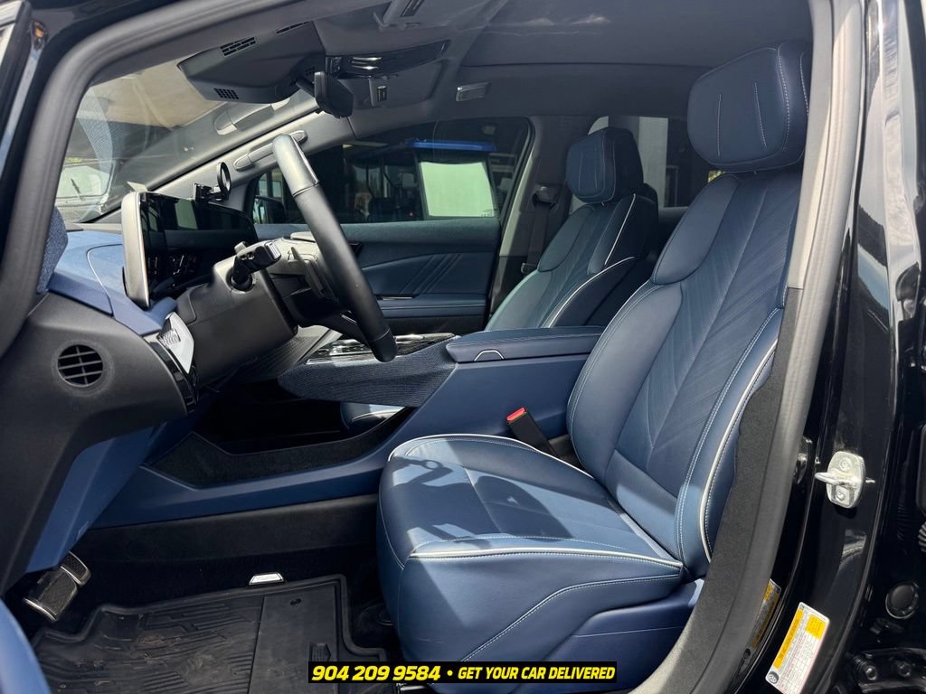 Used 2025 Cadillac Optiq Sport 2 AWD/4WD image 26