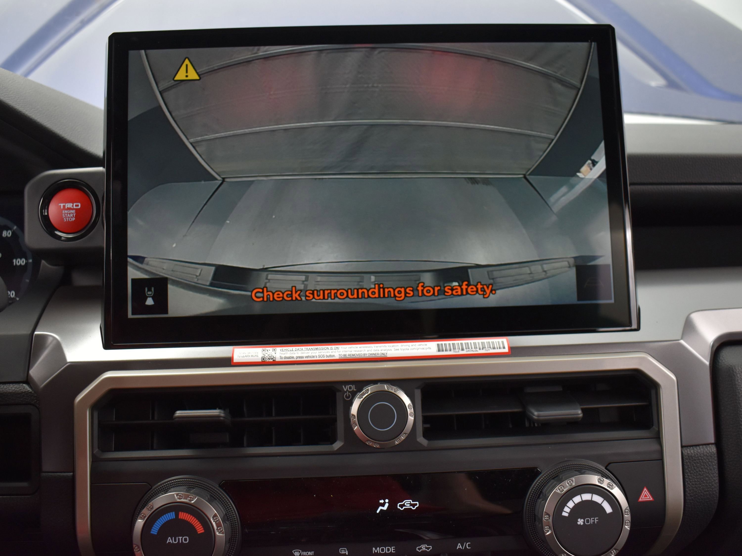 Used 2025 Toyota Tacoma TRD Off-Road image 19