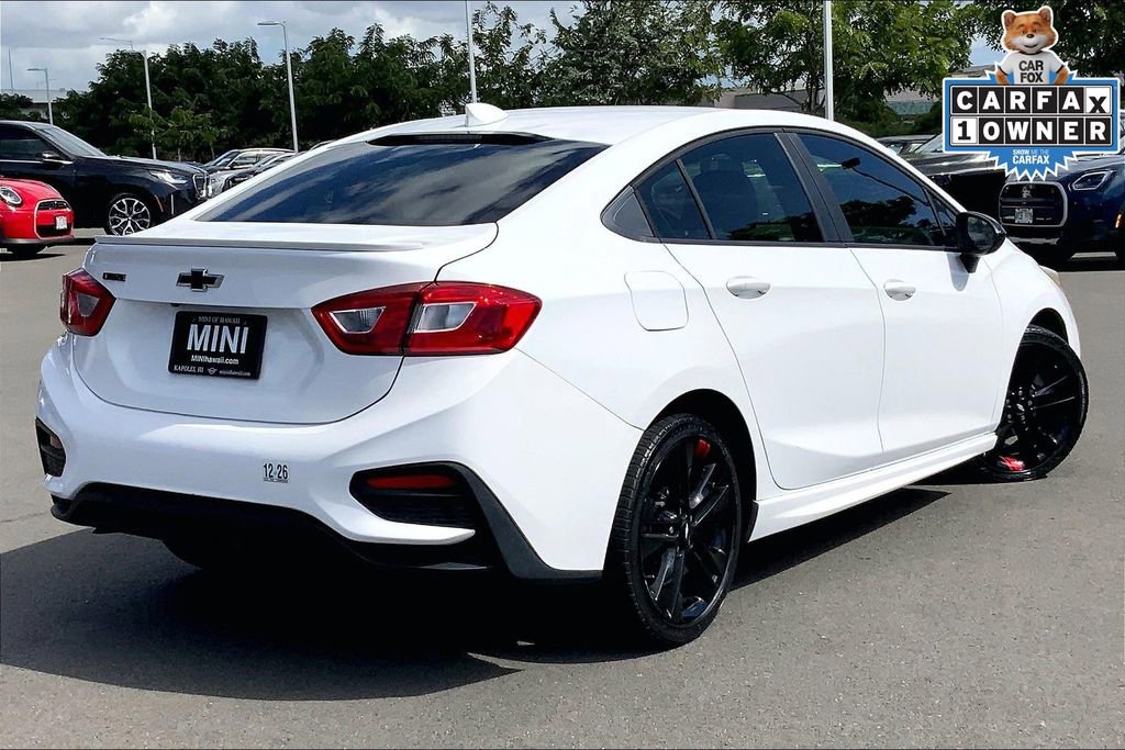 Used 2018 Chevrolet Cruze LT w/ Redline Edition image 11