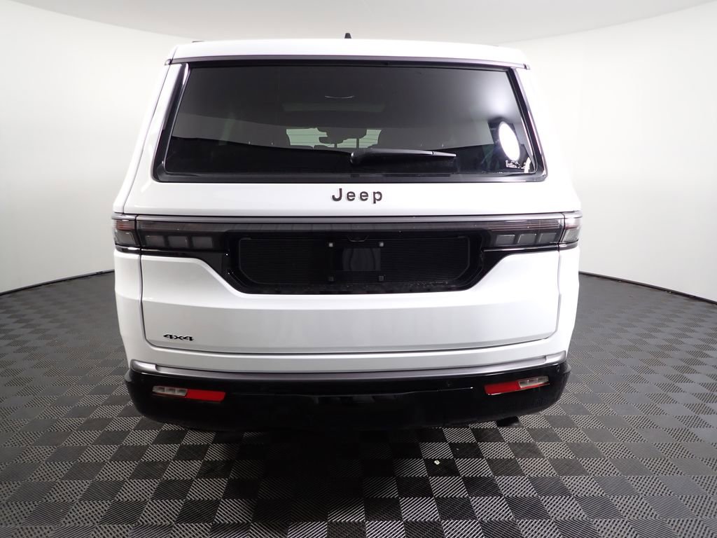New 2026 Jeep Grand Wagoneer Limited AWD/4WD image 16