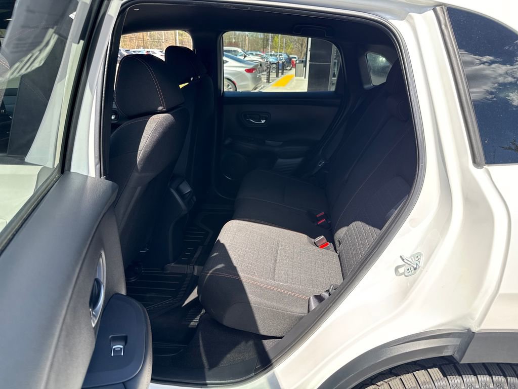 Used 2024 Honda HR-V Sport image 30