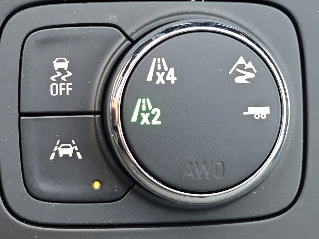 Used 2020 Chevrolet Traverse RS image 9