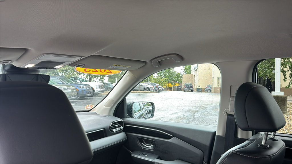 Used 2025 Honda Pilot EX-L image 30