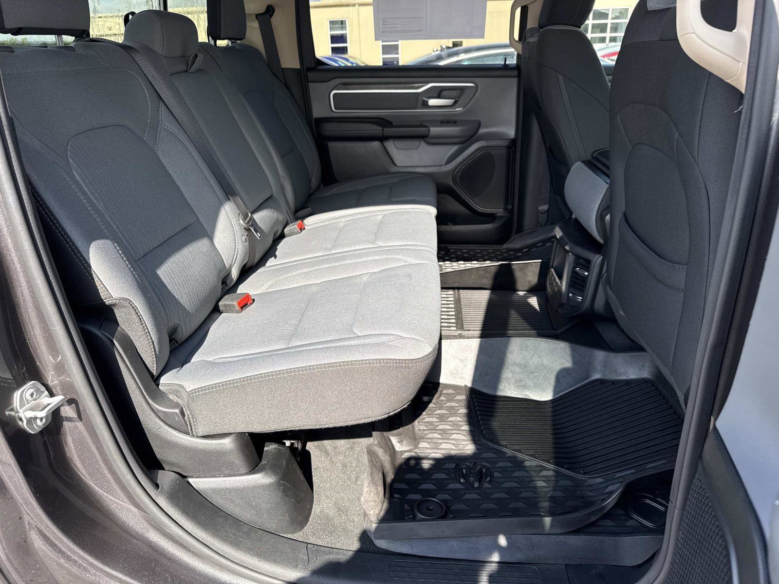 Used 2020 RAM 1500 Big Horn AWD/4WD image 20