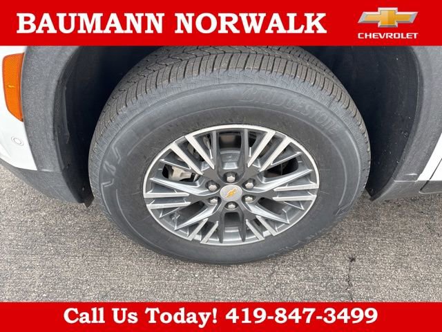 New 2025 Chevrolet Traverse LT w/ Enhanced Driving Package FWD image 8