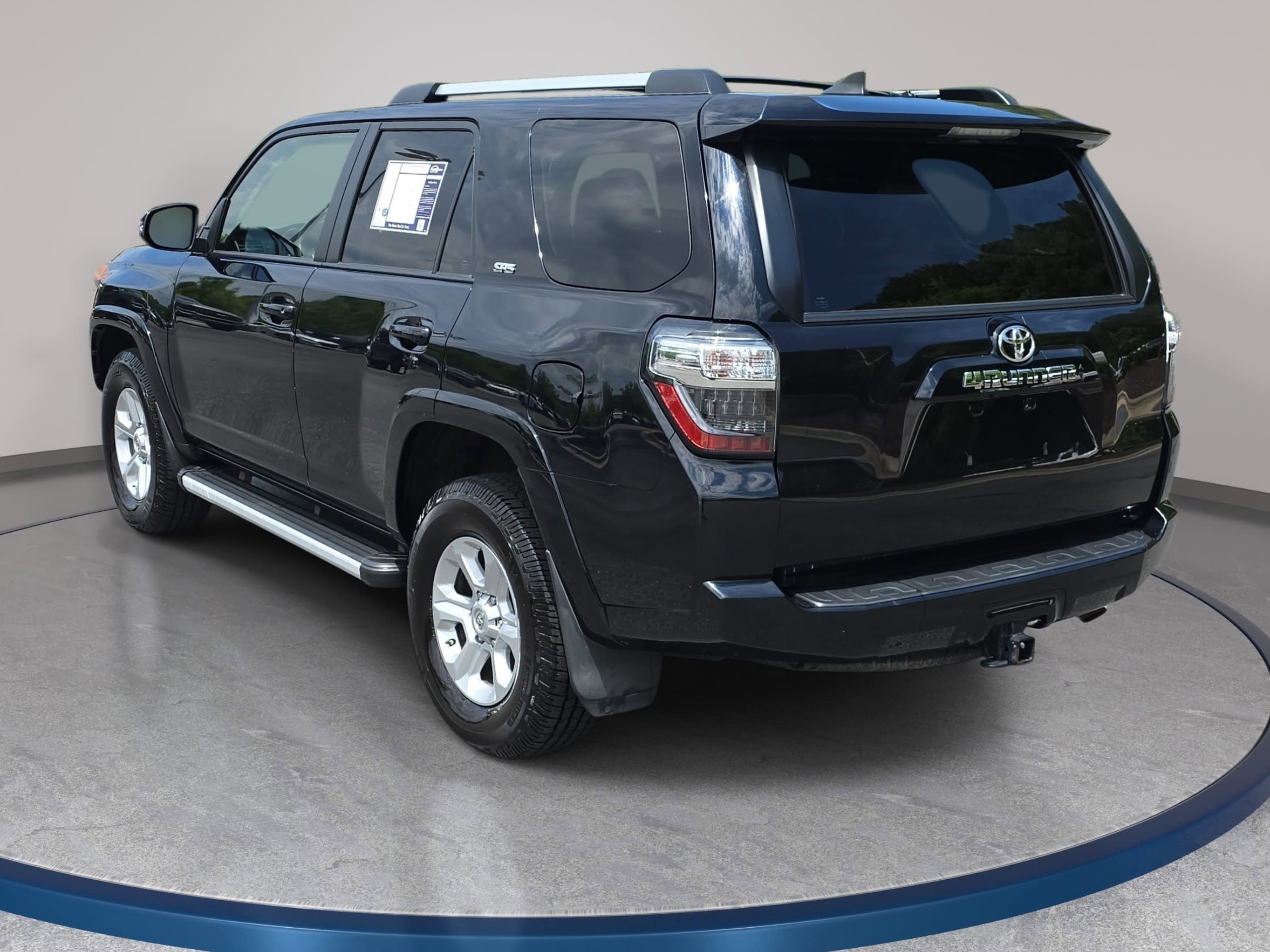 Used 2021 Toyota 4Runner SR5 Premium w/ Moonroof Package AWD/4WD image 7