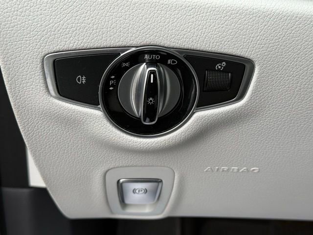 Used 2022 Mercedes-Benz E 350 4MATIC Sedan image 47