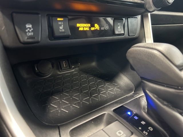 Used 2020 Toyota RAV4 XLE w/ Convenience Package image 23